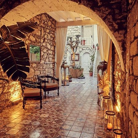 Morisi Avlu Hotel Alaçatı Luaran gambar