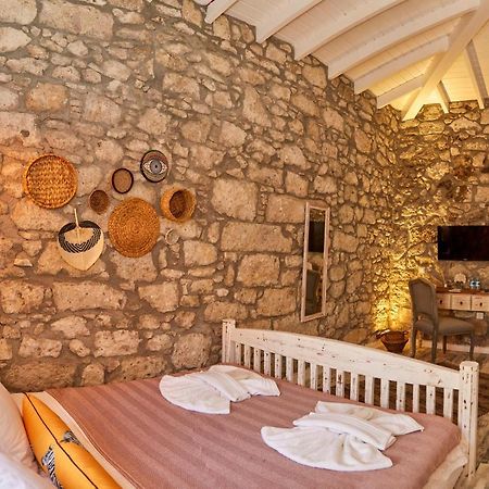 Morisi Avlu Hotel Alaçatı Luaran gambar