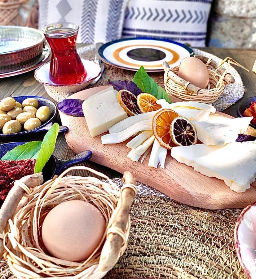 Morisi Avlu Hotel Alaçatı Luaran gambar