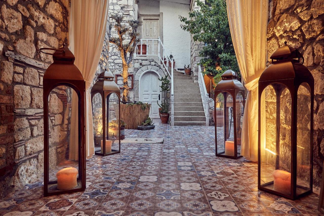 Morisi Avlu Hotel Alaçatı Luaran gambar