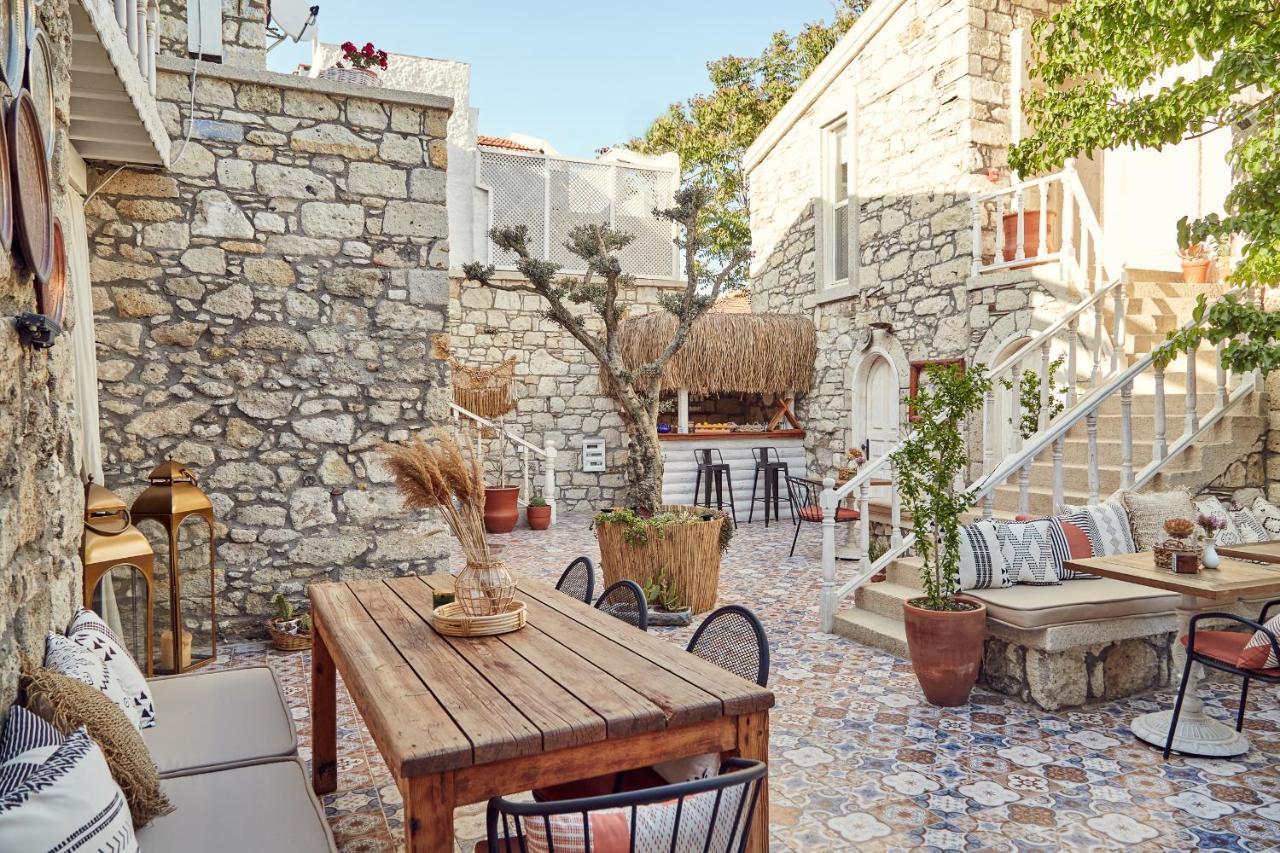 Morisi Avlu Hotel Alaçatı Luaran gambar