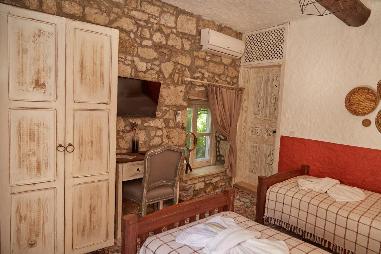Morisi Avlu Hotel Alaçatı Luaran gambar