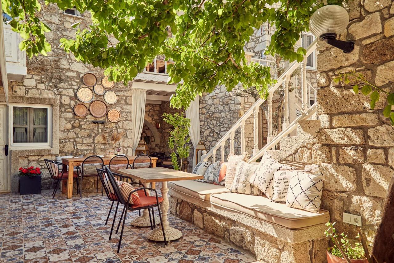 Morisi Avlu Hotel Alaçatı Luaran gambar