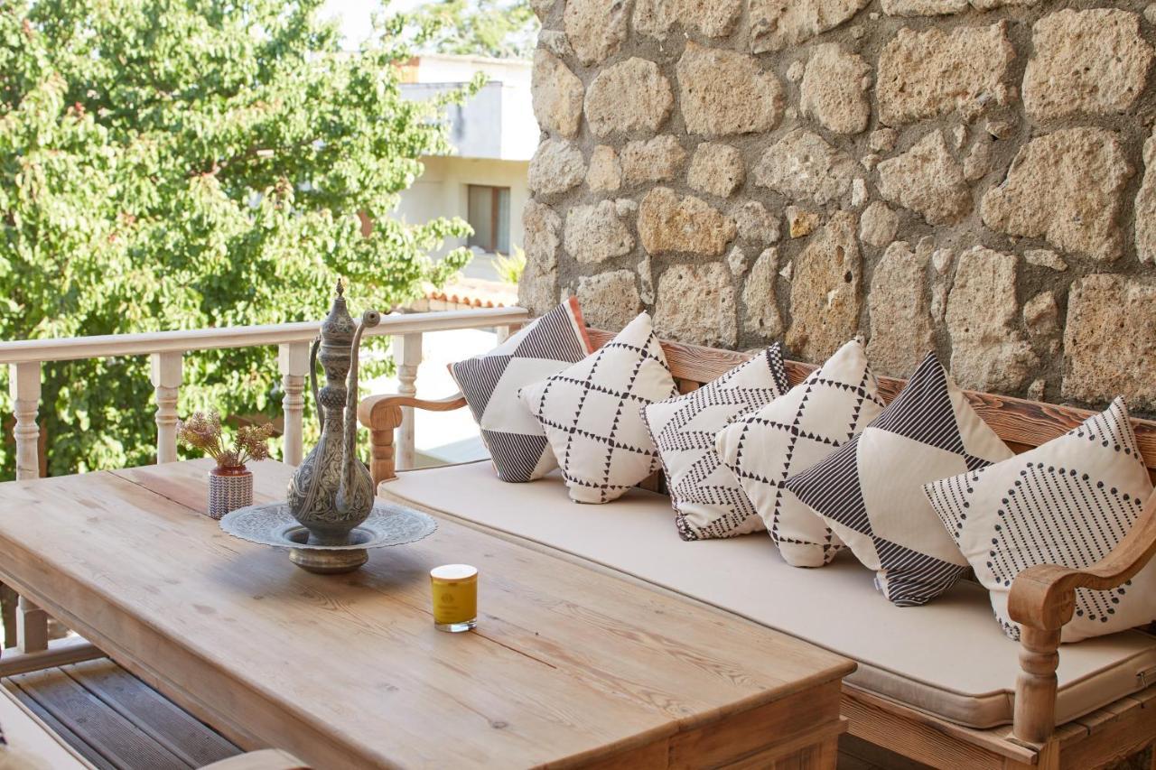 Morisi Avlu Hotel Alaçatı Luaran gambar