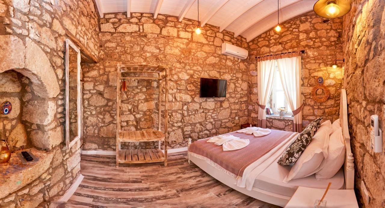 Morisi Avlu Hotel Alaçatı Luaran gambar